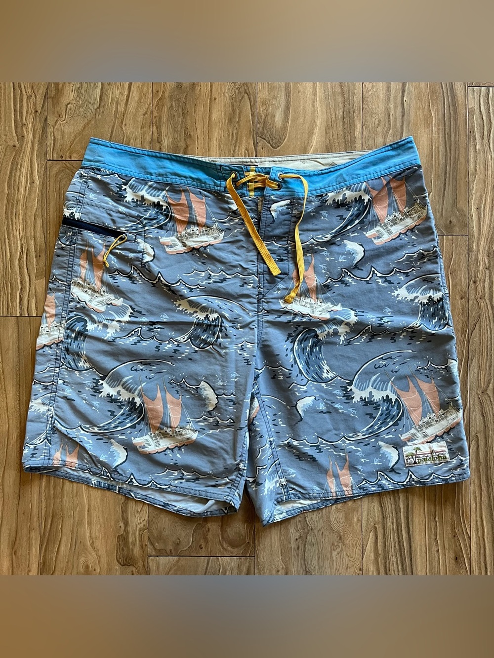 Patagonia Pataloha wave pattern board shorts